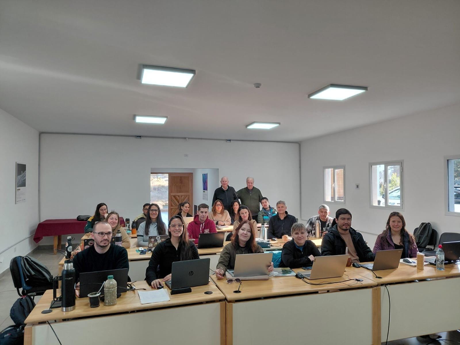 Esquel : curso de posgrado sobre análisis de la vegetación y comportamiento del fuego